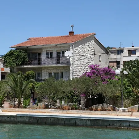 公寓 By The Sea Vinisce, Trogir - 4892
