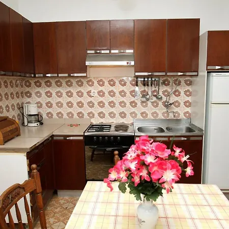 By The Sea Vinisce, Trogir - 4892 Винишче