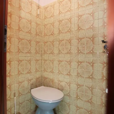 Апартаменты By The Sea Vinisce, Trogir - 4892 *
