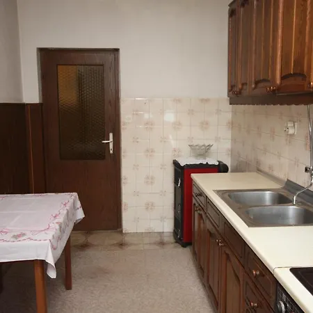 Апартаменты By The Sea Vinisce, Trogir - 4892 Винишче